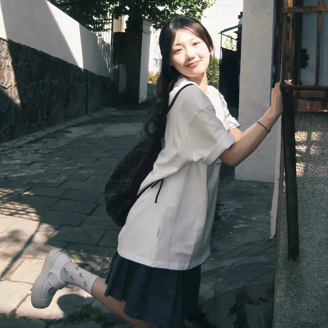 原来是老师啊!